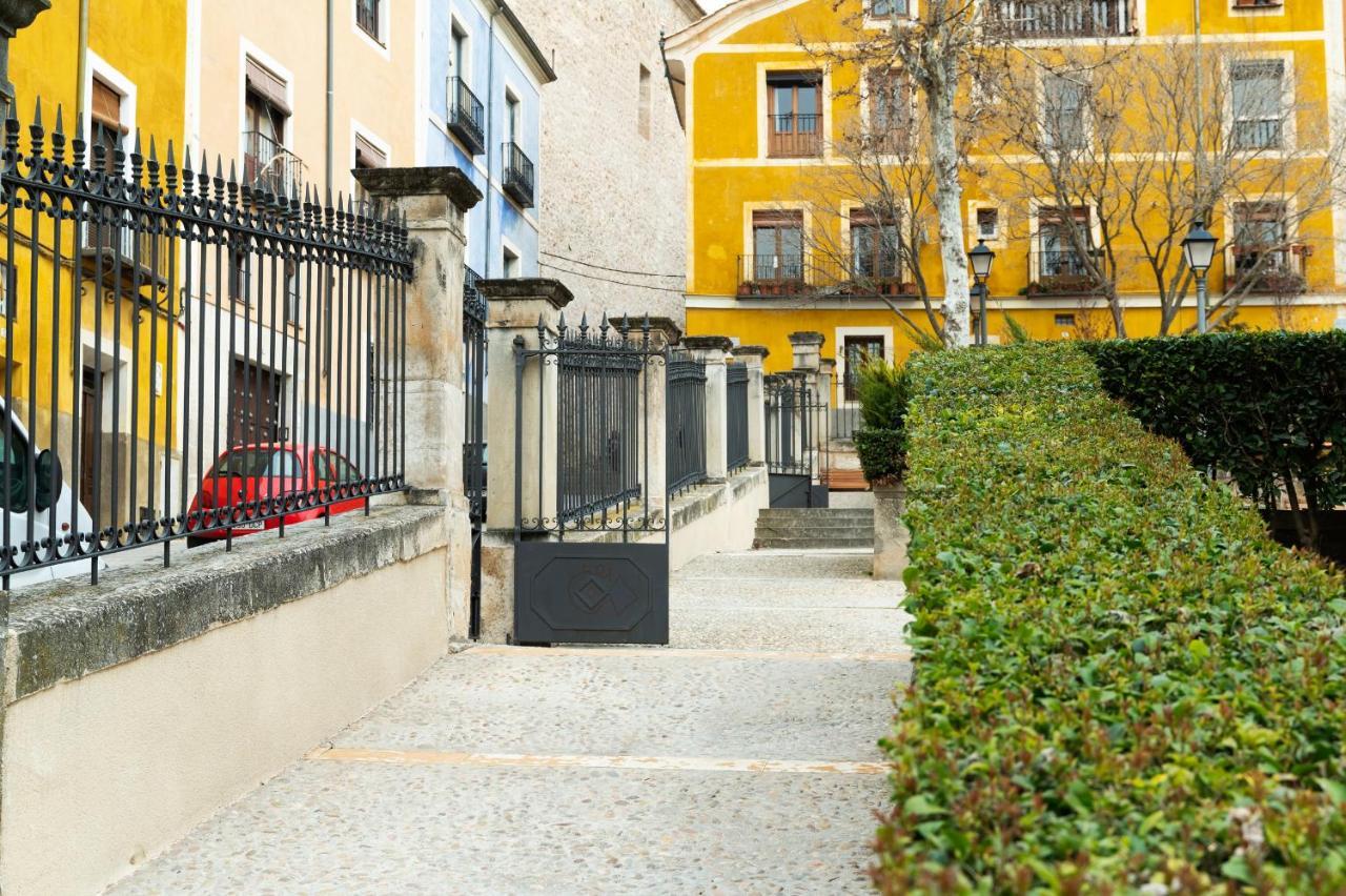 La Puerta Del Salvador Apartamento Casco Historico 쿠엥카 외부 사진